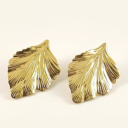 "Tender Leaf" earrings
