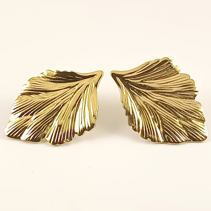 "Tender Leaf" earrings